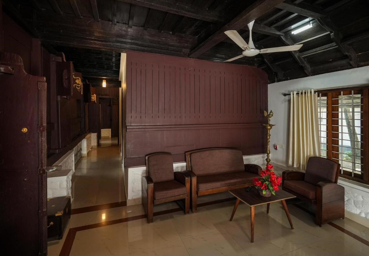 Cocozone Stays Alappuzha Exterior photo